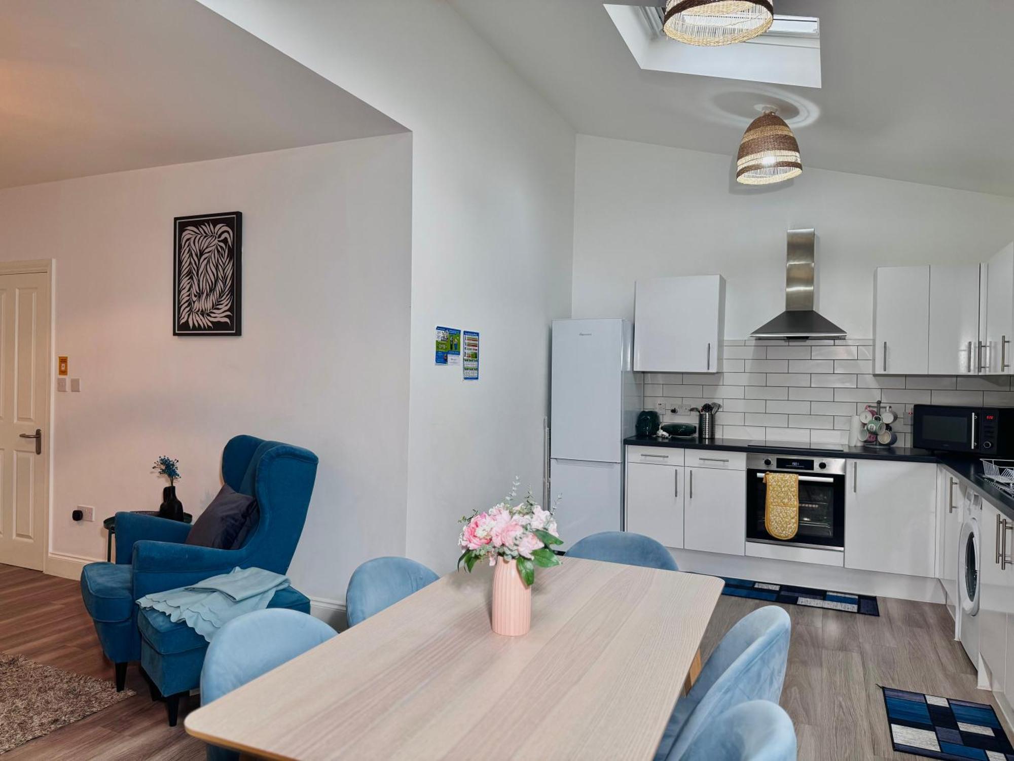 Cosy 1-Bed Flat 30Min To Central London & Parking Экстерьер фото